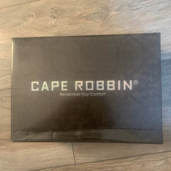 NWT CAPE ROBBIN DISTENY SATIN RHINESTONE CHAIN TRIM HIGH HEELS GREEN 8.5 - Picture 6 of 15